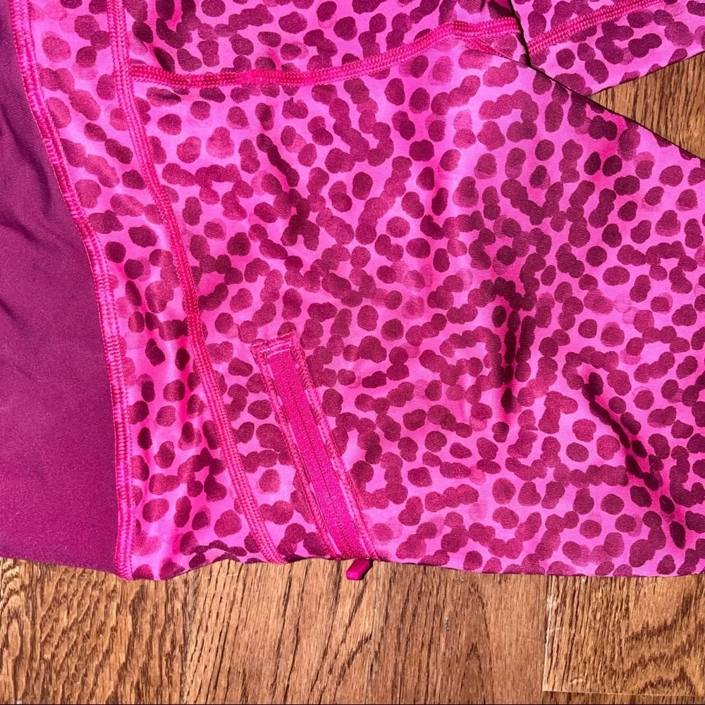 Lululemon‎ Athleisure Workout Stretchy Sport Cropped Capris Leggings